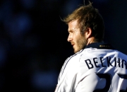 开云体育APP下载-南美魔术师与东亚武士的对决，迪巴拉连续破门如何撕碎厄瓜多尔的铁血防线