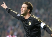 开云体育直播-卡瓦哈尔点燃伯纳乌之夜，西班牙铁血力克多特蒙德，定义欧冠唯一性