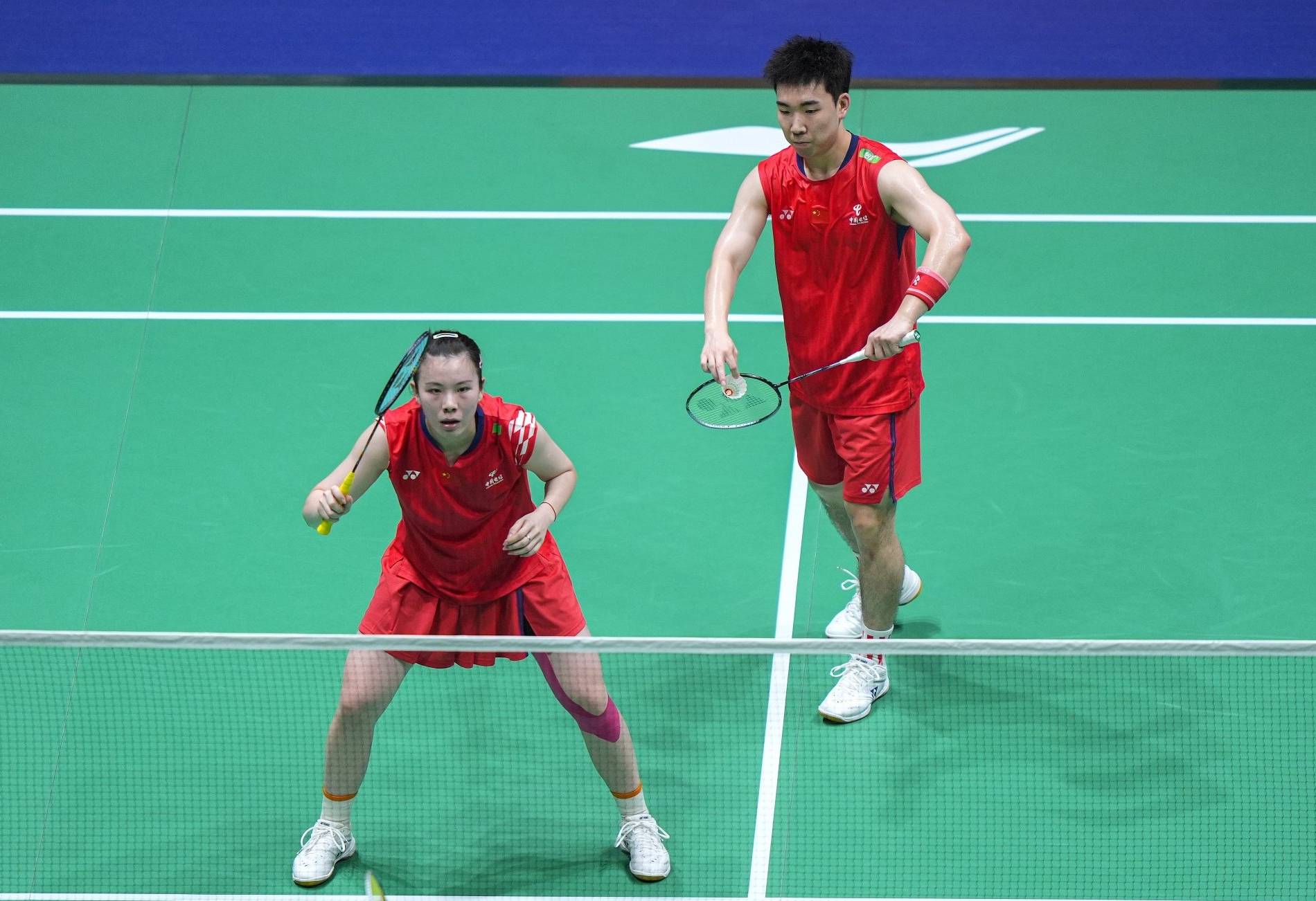 印尼羽毛球队轻取中国羽毛球队,陶菲克制霸全场的简单介绍 印尼羽毛球队轻取中国羽毛球队,陶菲克制霸全场的简单介绍