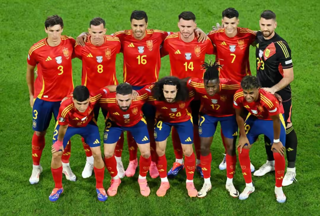 关于踢出欧锦赛资格赛好战绩,欧洲杯备战前进决赛的信息 关于踢出欧锦赛资格赛好战绩,欧洲杯备战前进决赛的信息