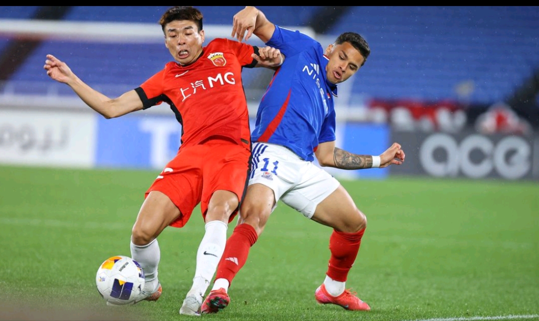 大连一方客场挑战上海上港，胜负难料的对决的简单介绍