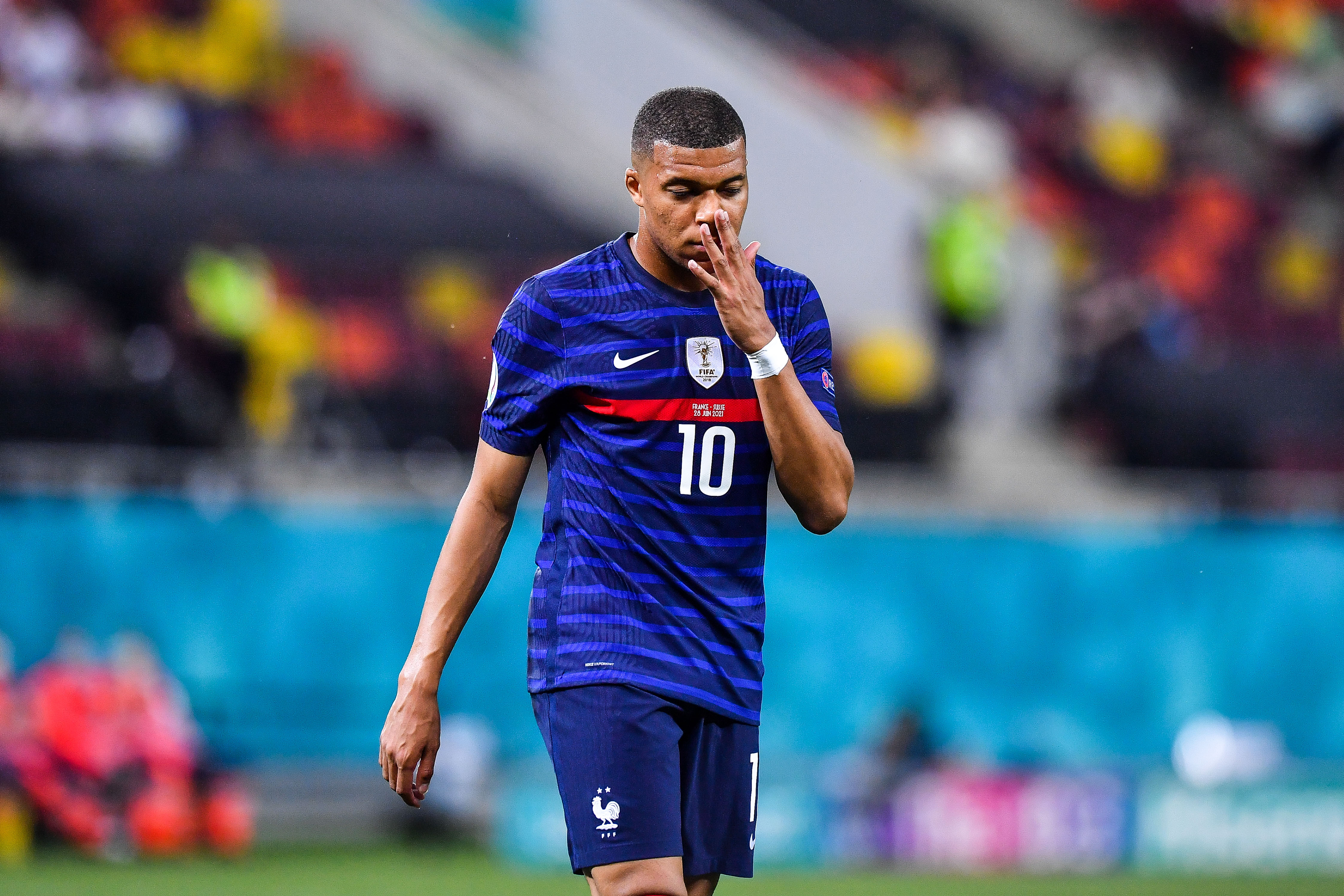 巴哈马队凭借点球晋级十六强