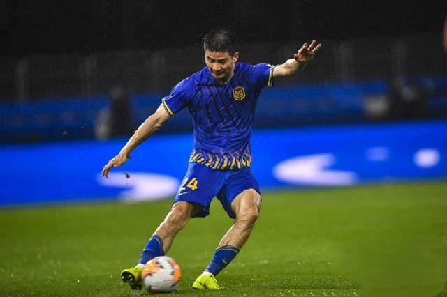 关于战绩高开低走球队遭遇瓶颈，需调整运营战术寻求突破的信息