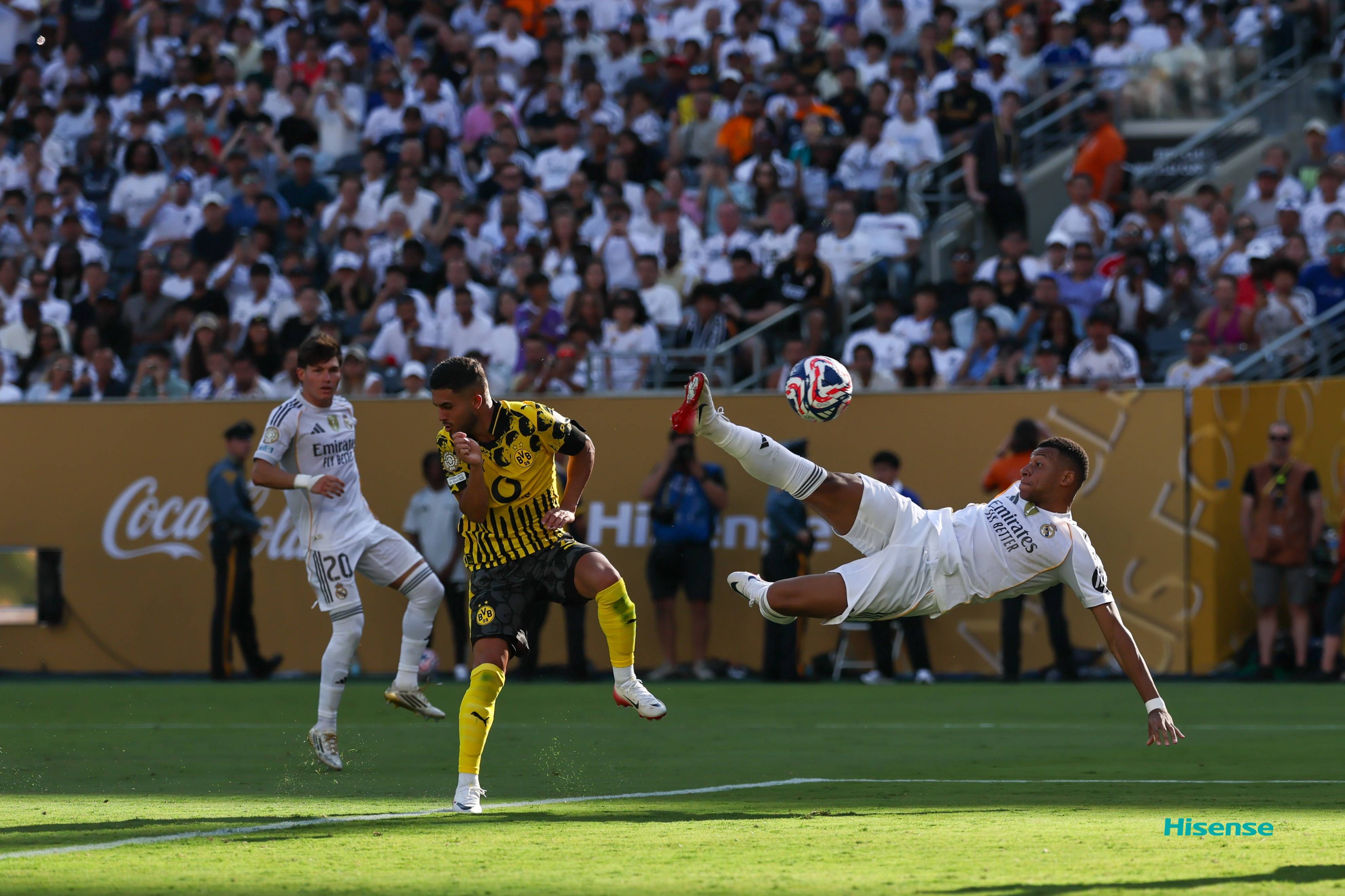 包含发挥到极致的球员表现,引领球队的赛场震撼的词条 包含发挥到极致的球员表现,引领球队的赛场震撼的词条
