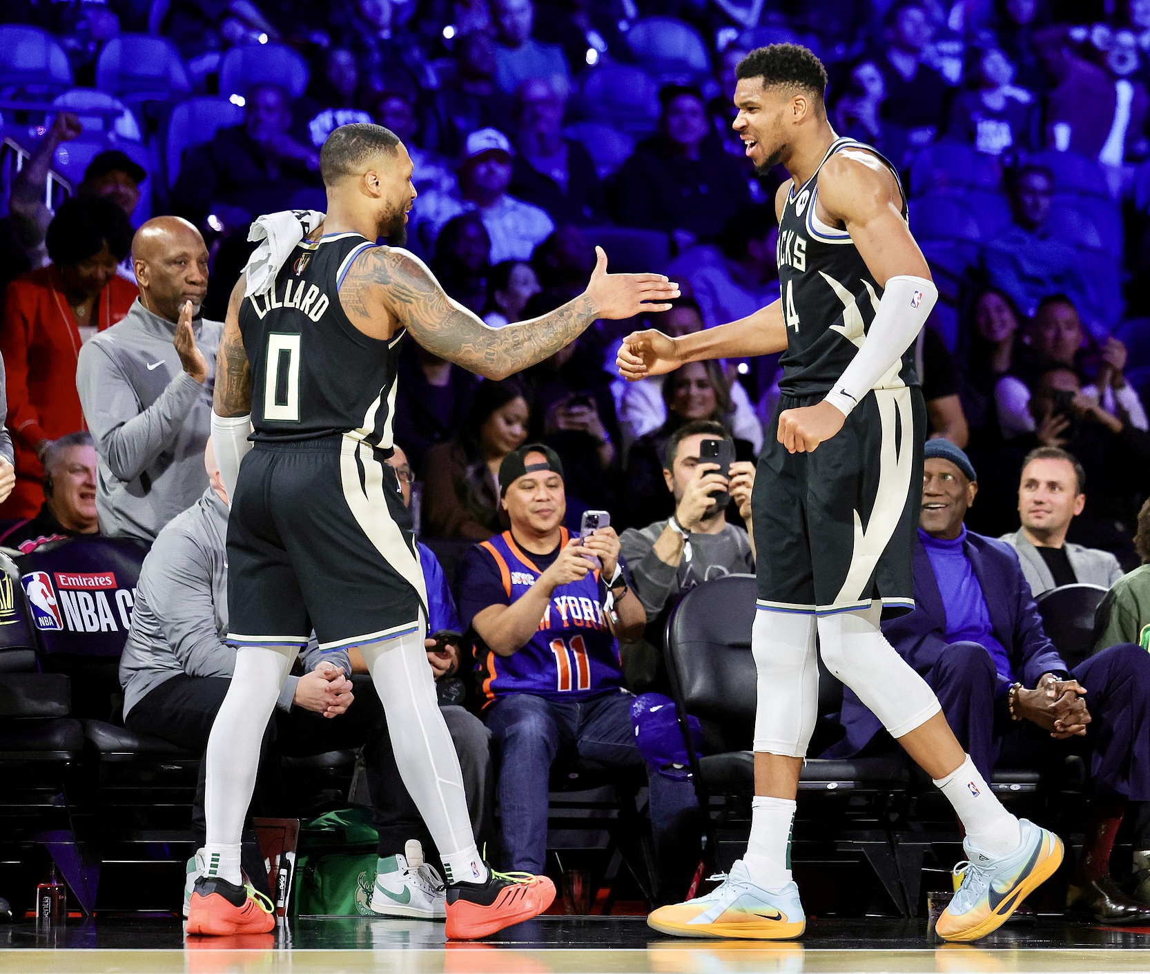 公牛主场惨败雄鹿，遭遇两连败的简单介绍